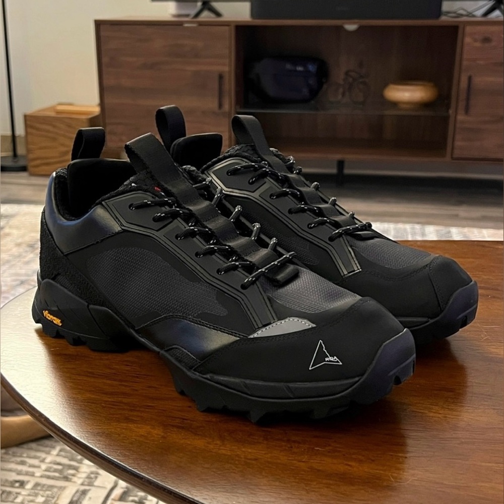 ROA Lhakpa Hiking Shoes NEW